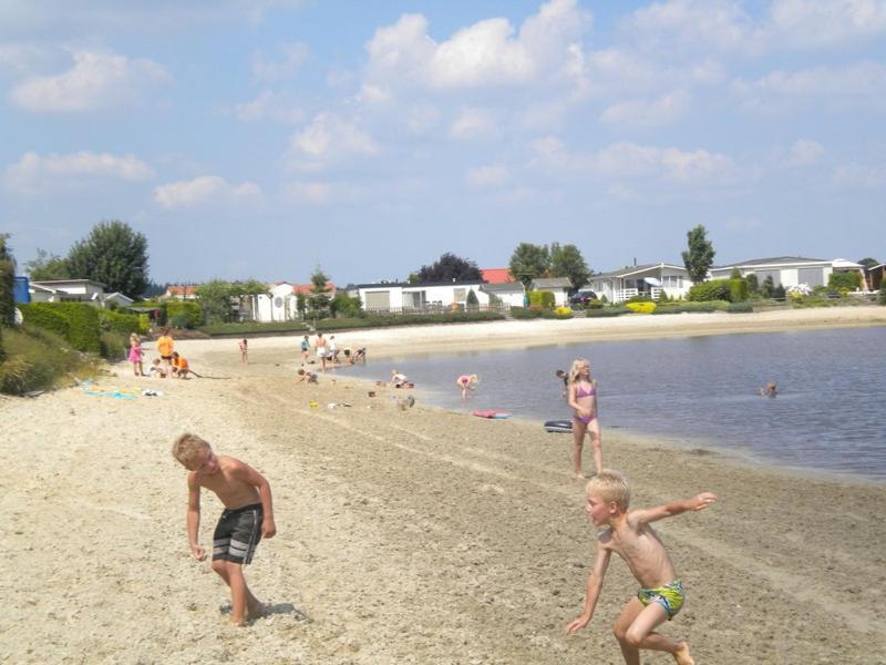 Mulder'S Vakantiehuis, Jaarplaats 108 Op Recreatiepark De Tien Heugten Schoonloo Экстерьер фото